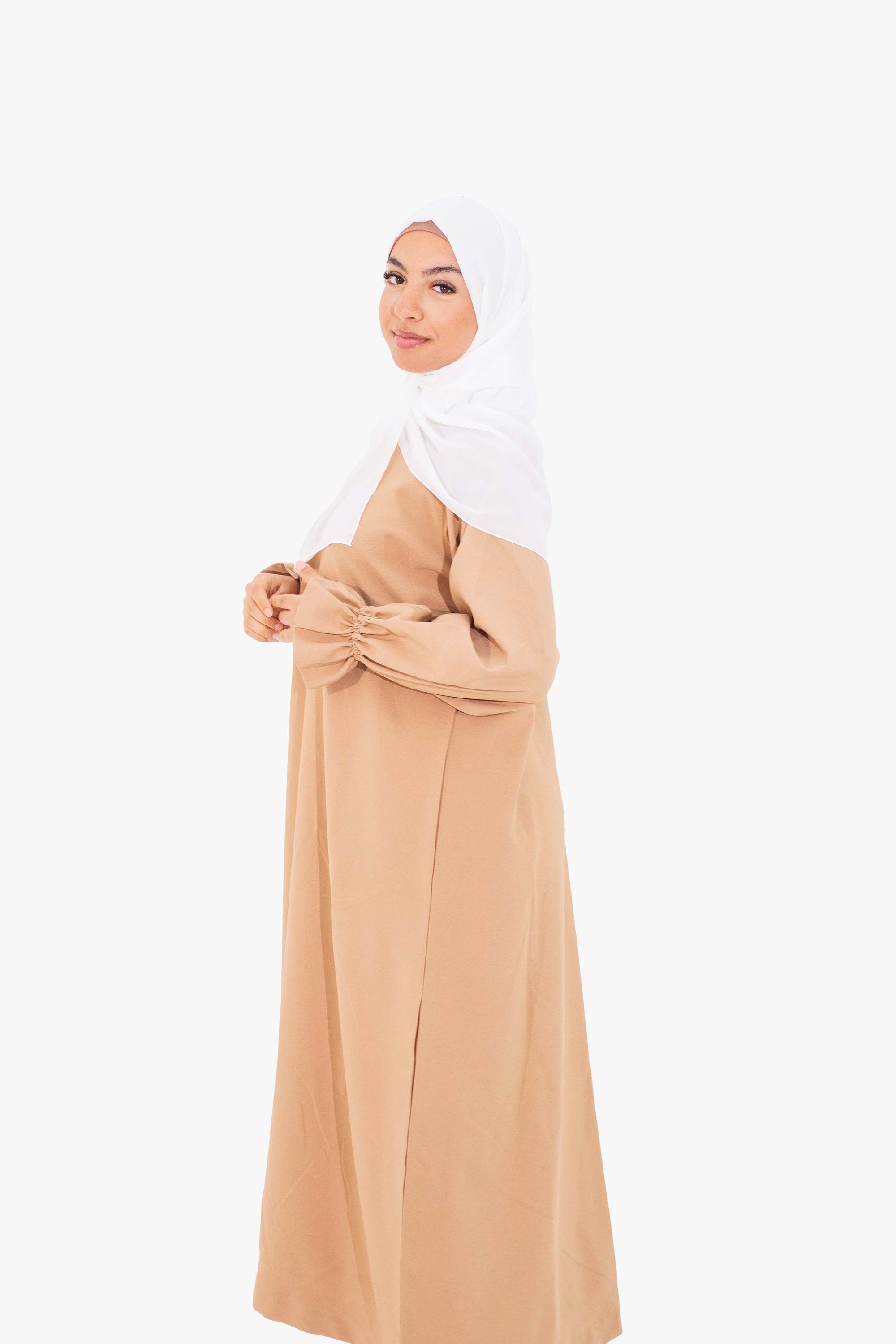 Coffee Poet Sleeve Abaya