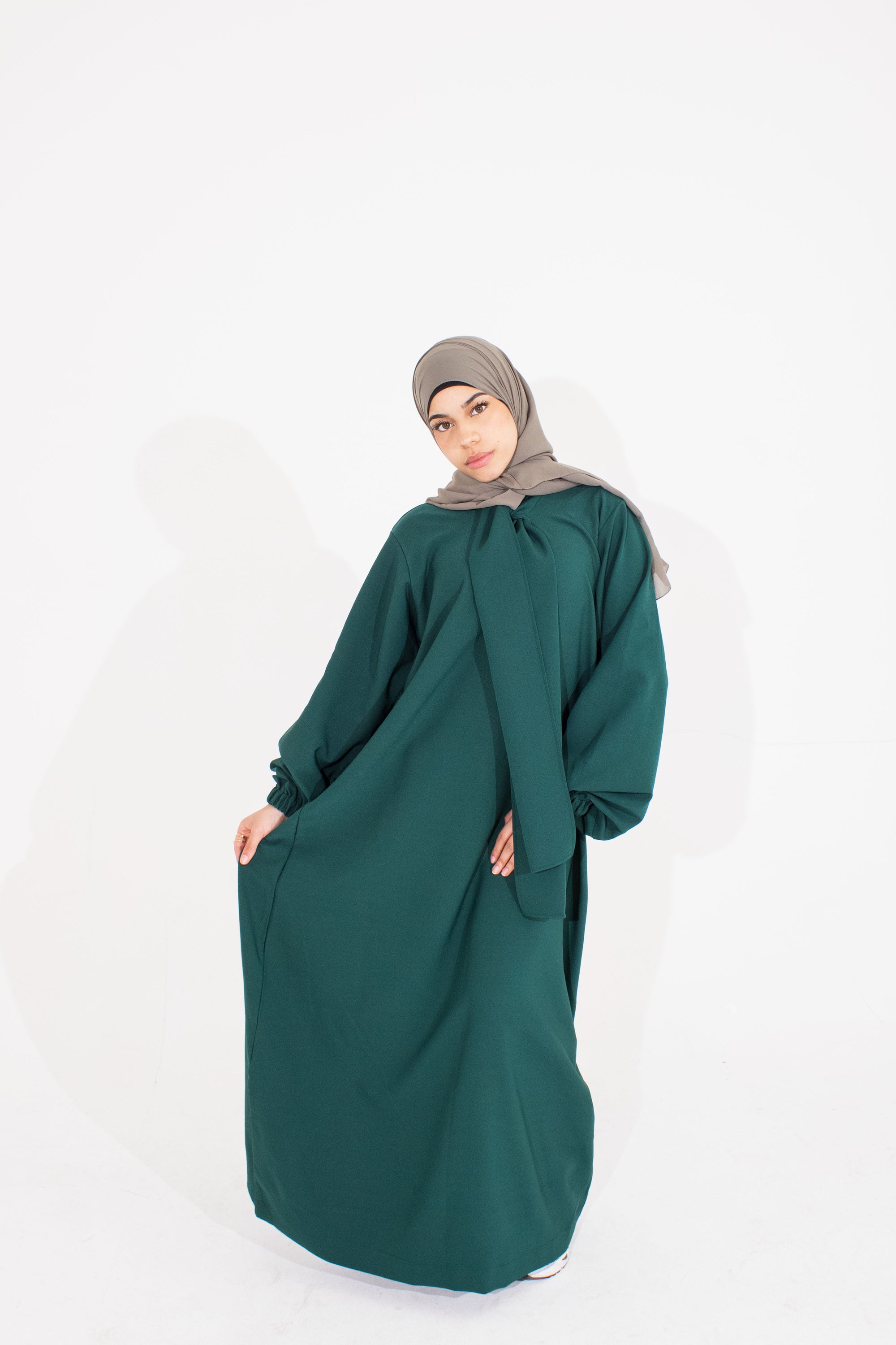 Emerald Green Front Neck Tie Abaya