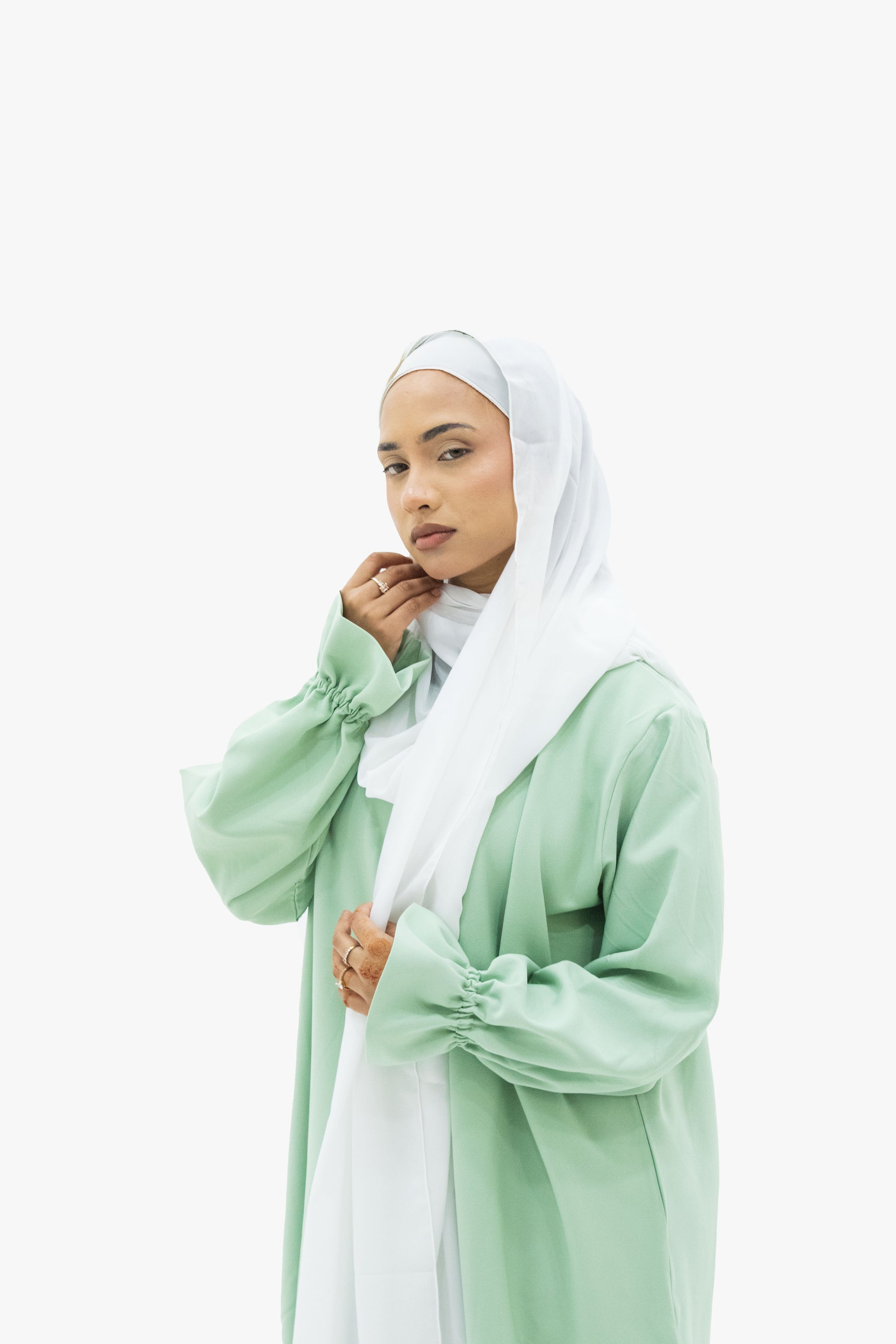 Pistachio Poet Sleeve Abaya