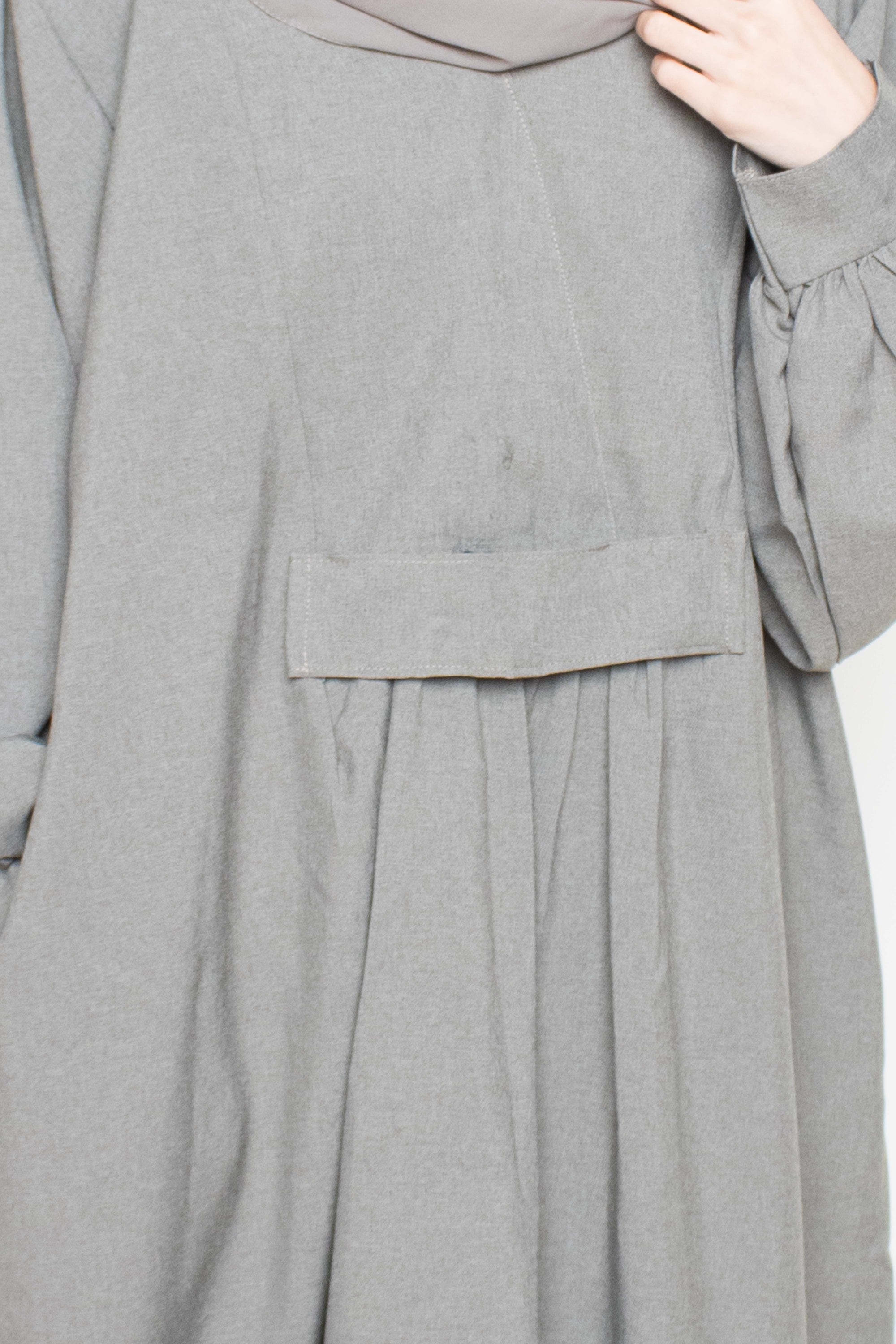 Textured Moss Green Pleated Bridge Abaya