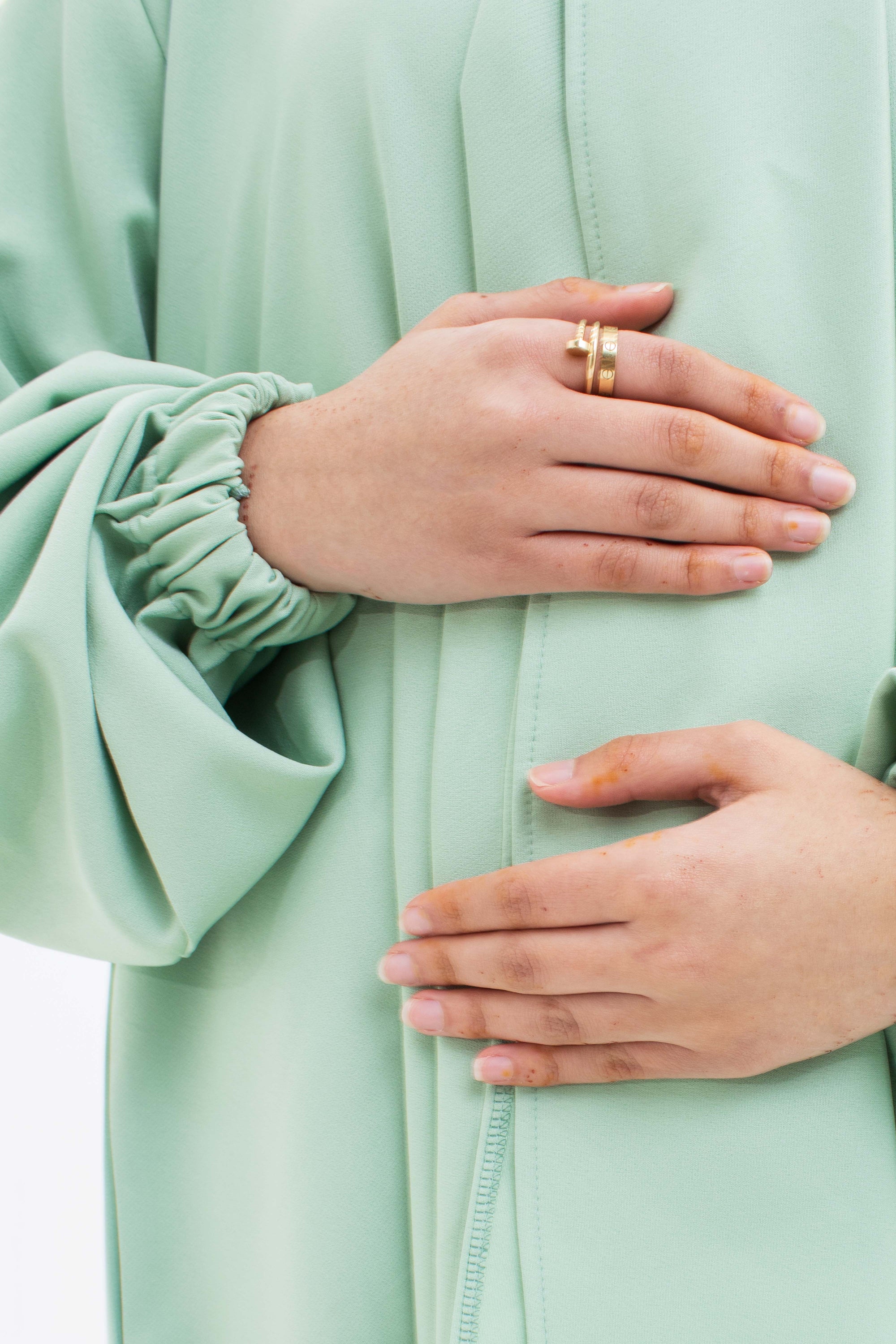 Pistachio Front Neck Tie Abaya