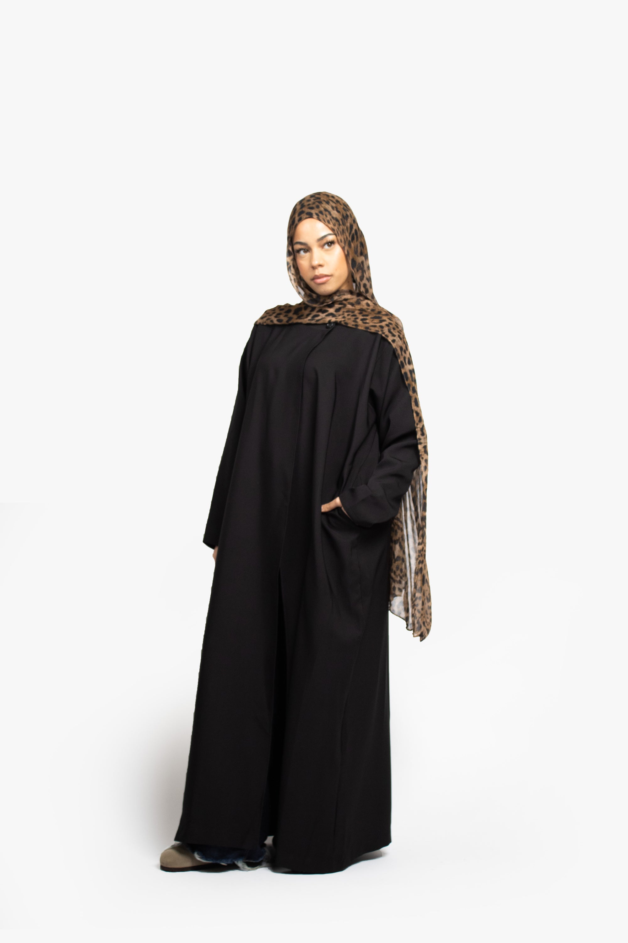 Black Collar Abaya