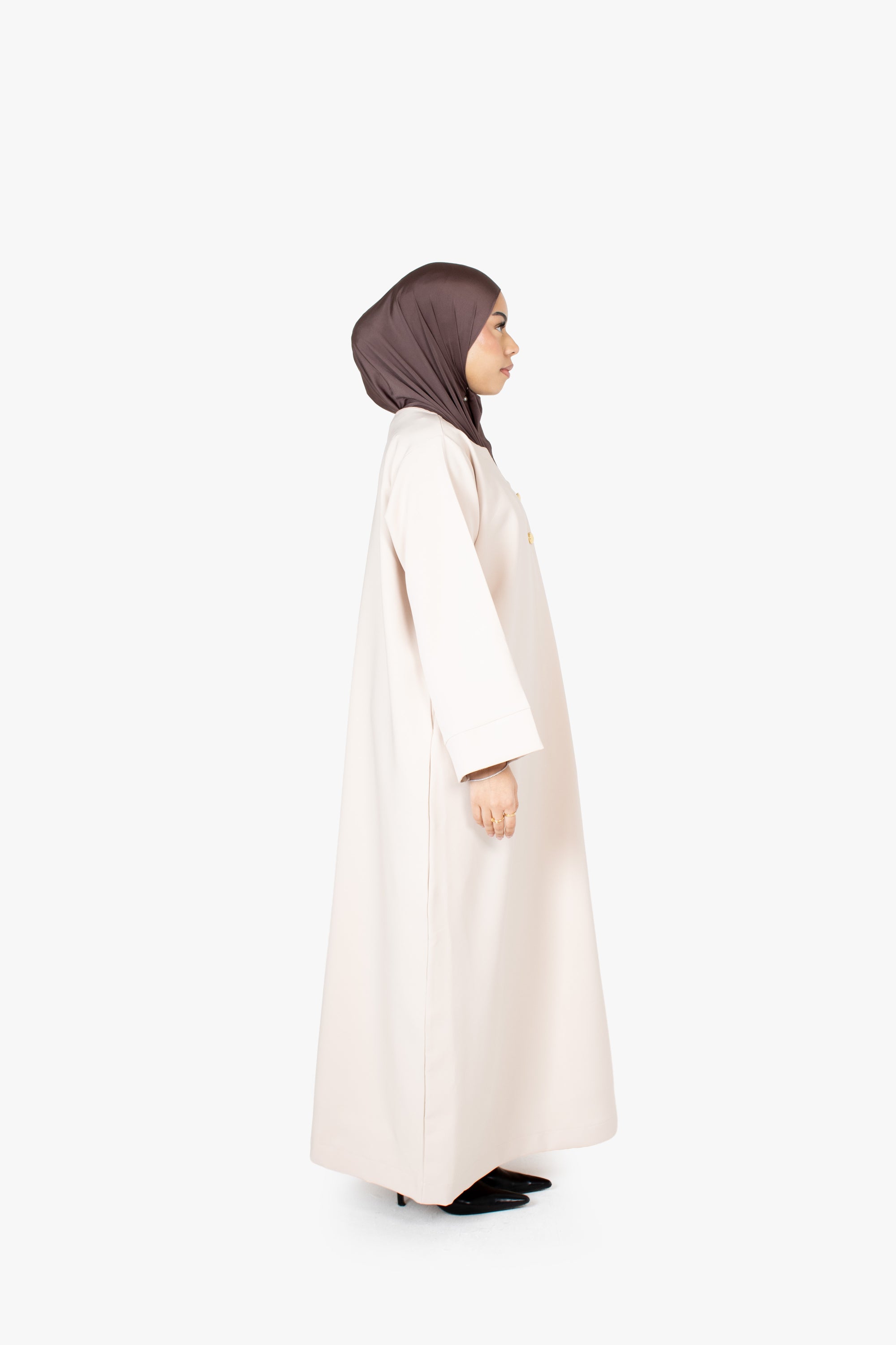 Cream V-Neck Pleat Abaya