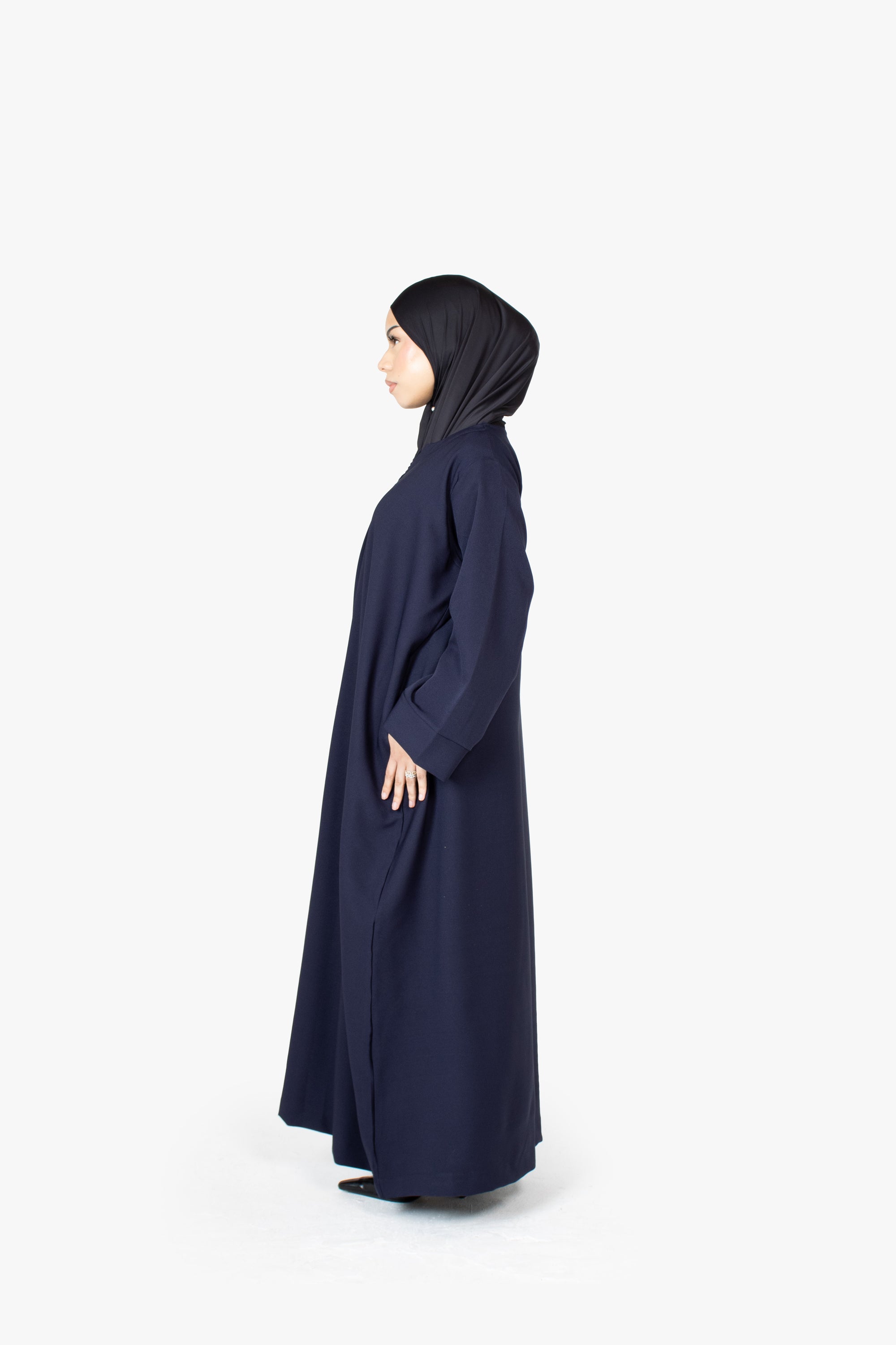 Navy V-Neck Pleat Abaya